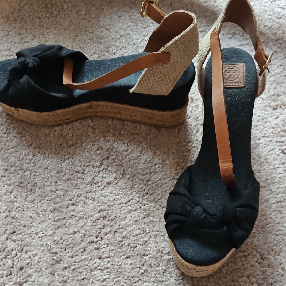 Tori Burch Black and Tan Espadrille Sandals